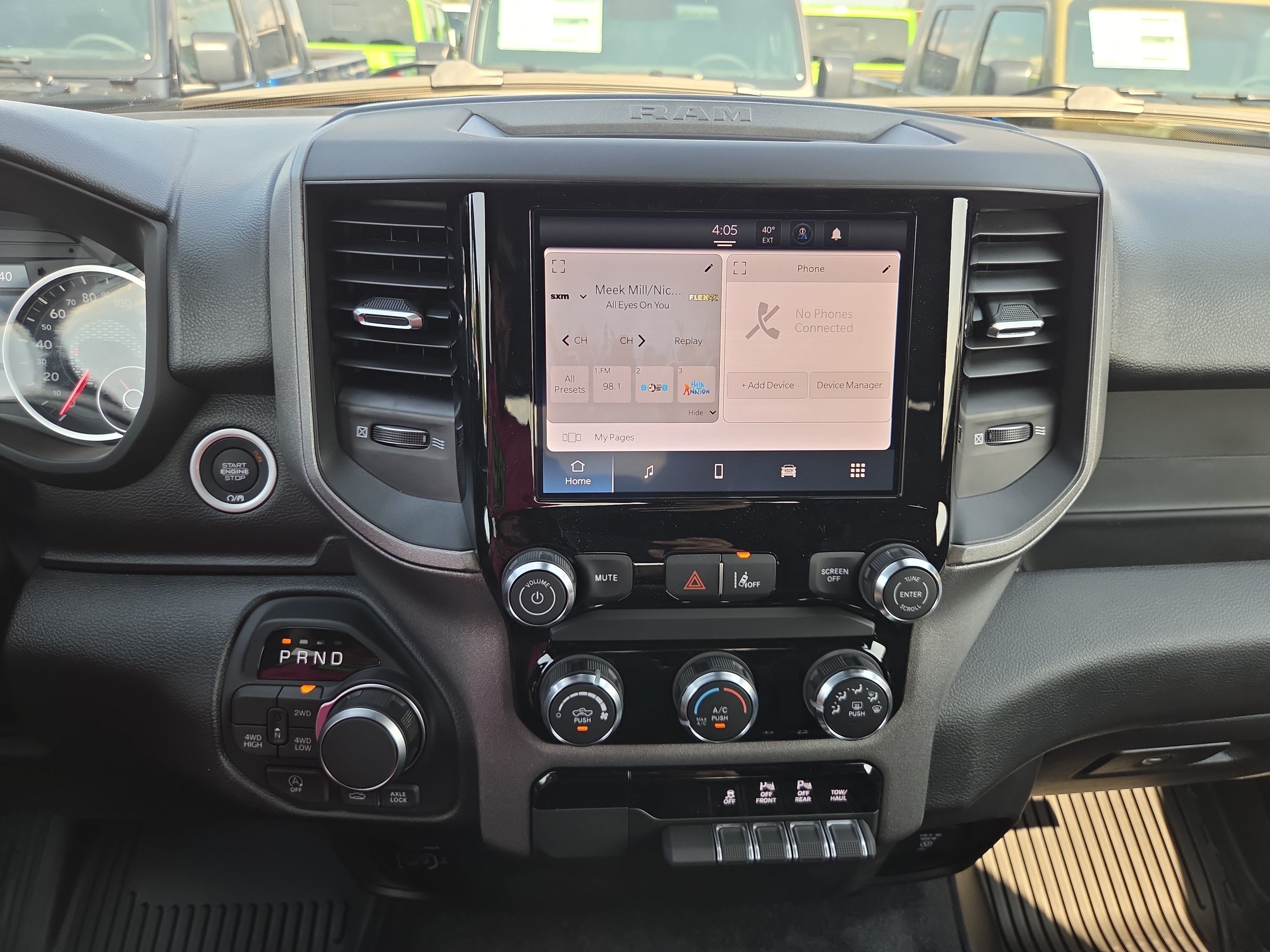 New 2026 RAM 1500 Warlock AWD/4WD image 10