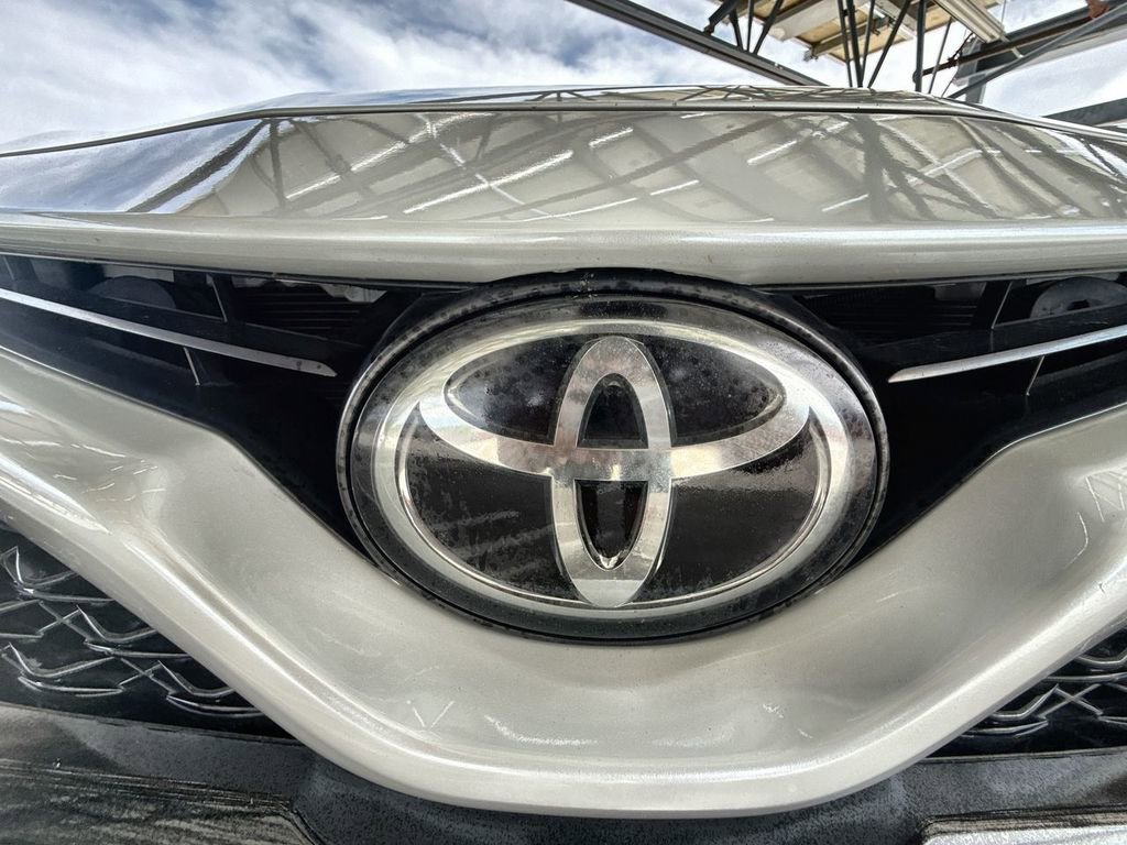 Used 2020 Toyota Camry XSE w/ Navigation Package FWD image 23