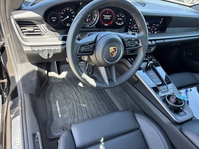 Used 2022 Porsche 911 Carrera image 14