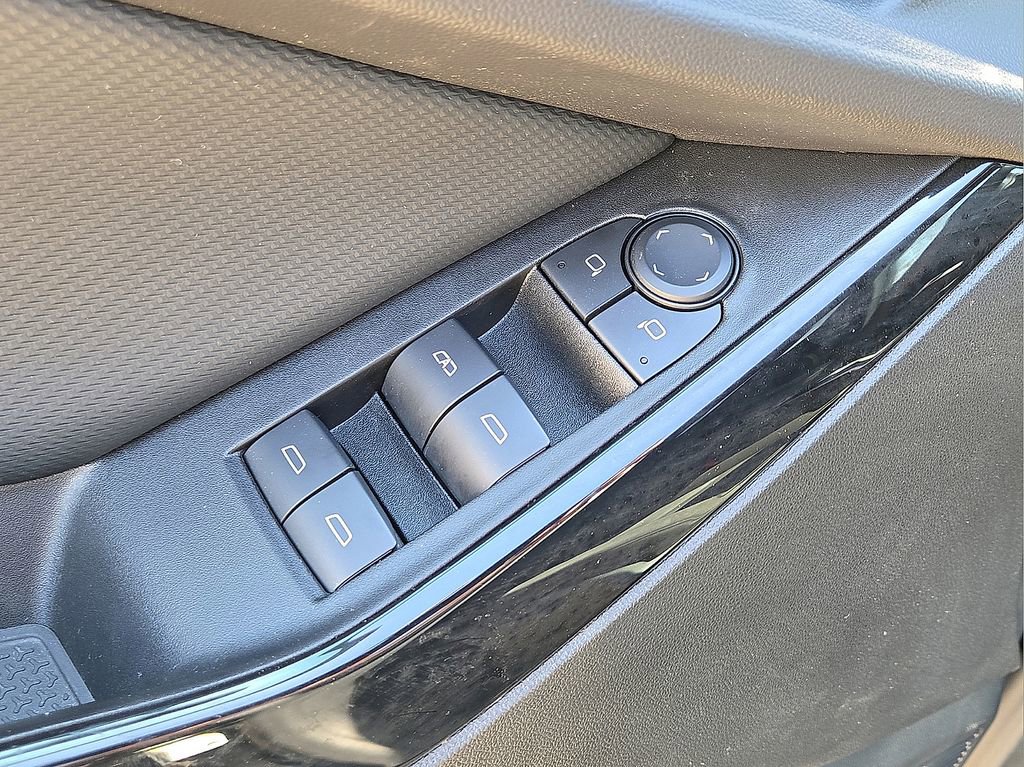 Used 2025 Chevrolet Equinox LT AWD/4WD image 21