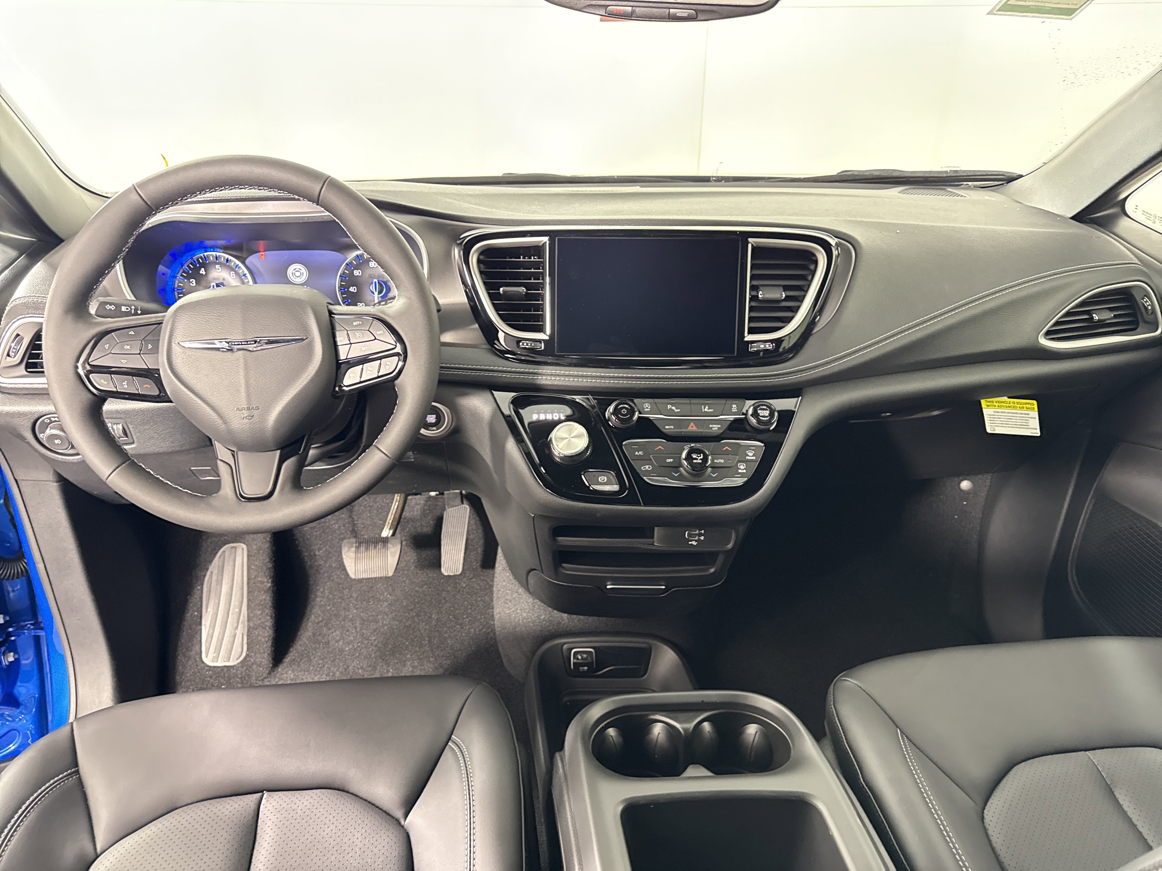 New 2026 Chrysler Pacifica Select image 28