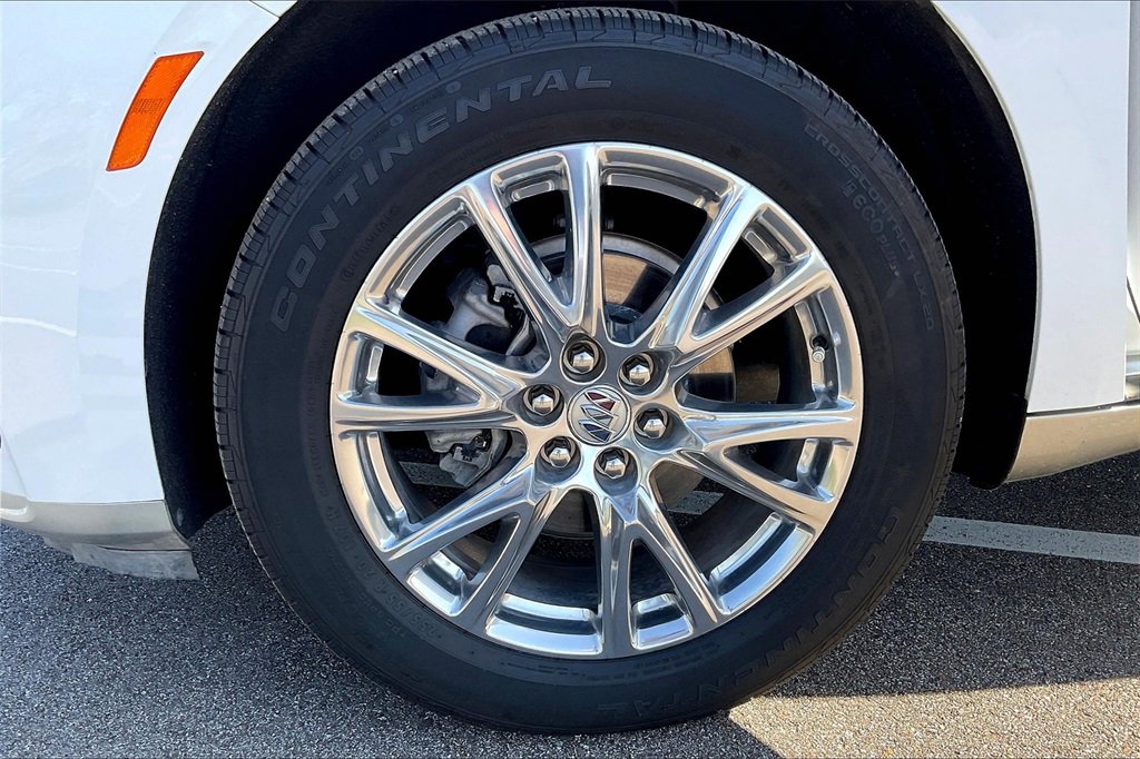 Used 2023 Buick Enclave Essence w/ Experience Buick Package image 8