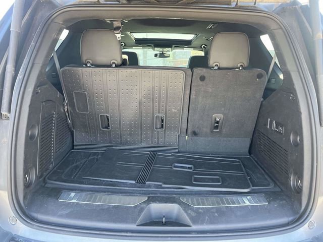 Used 2022 Chevrolet Tahoe Z71 w/ Luxury Package image 16