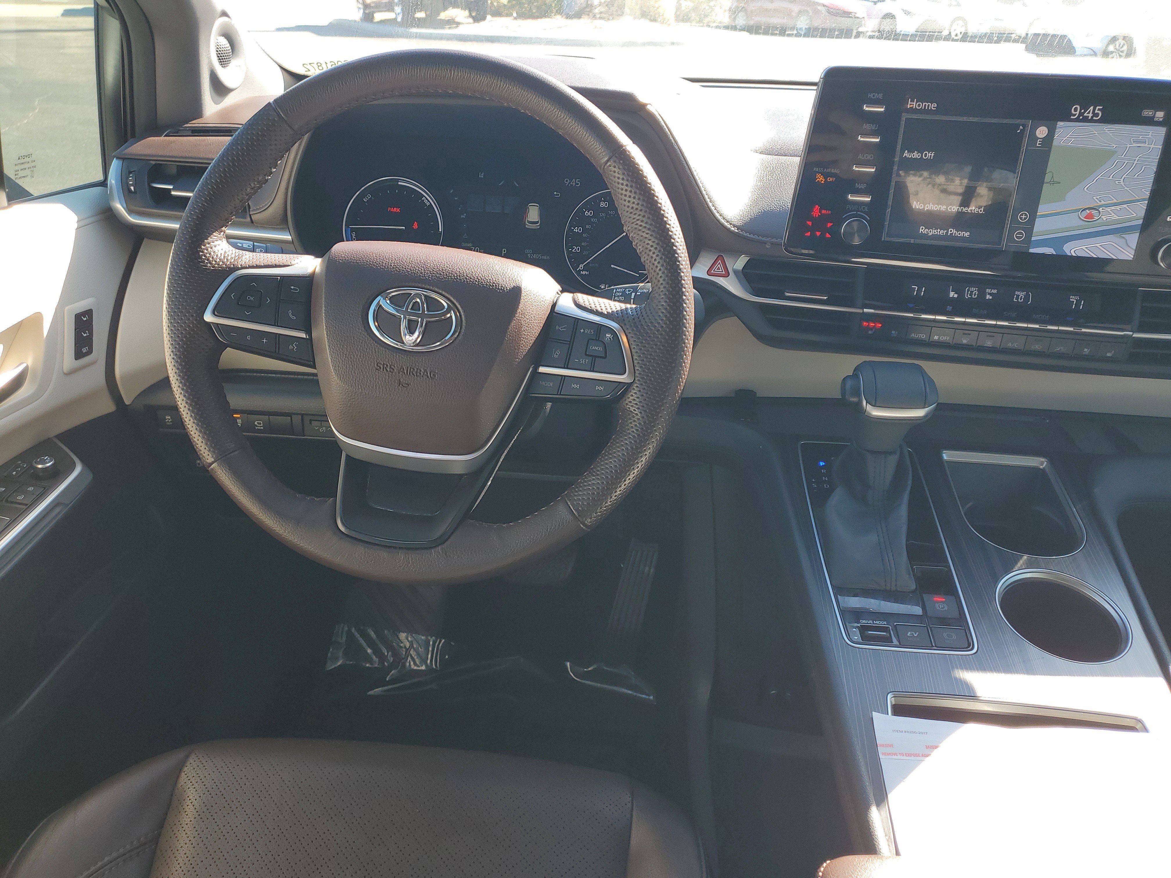 Used 2022 Toyota Sienna Platinum image 16