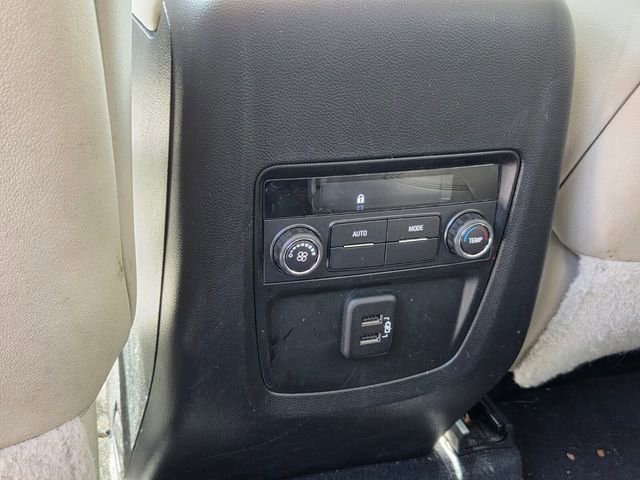 Used 2024 Buick Enclave Essence FWD image 12