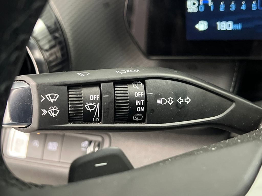 Used 2025 Chevrolet Equinox LT image 43