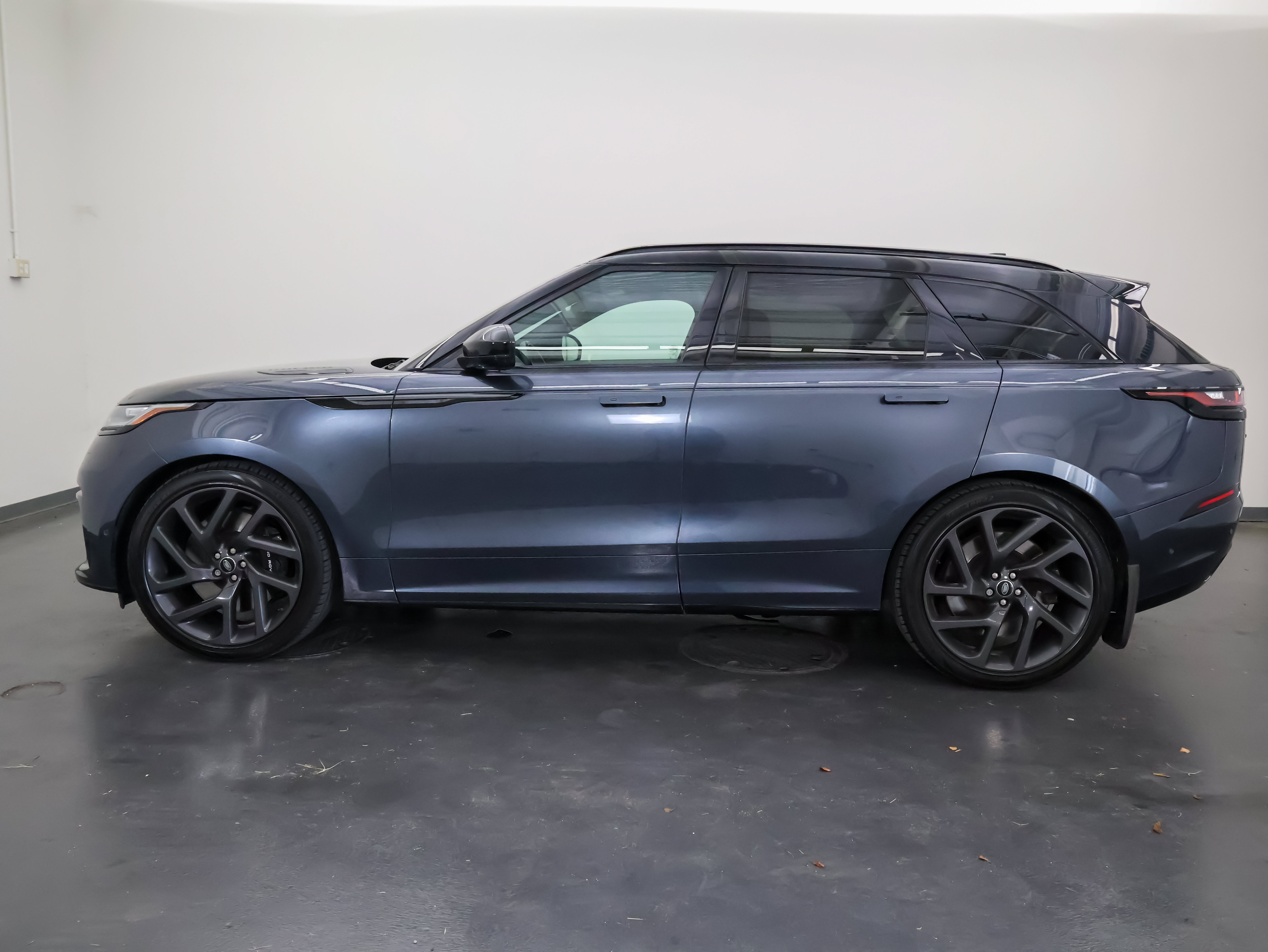 Used 2020 Land Rover Range Rover Velar SV Autobiography Dynamic AWD/4WD image 6