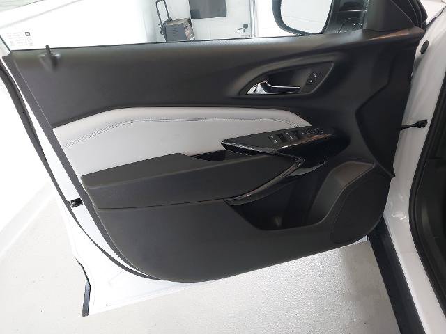 New 2026 Chevrolet Trax LT w/ Driver Confidence Package FWD image 25