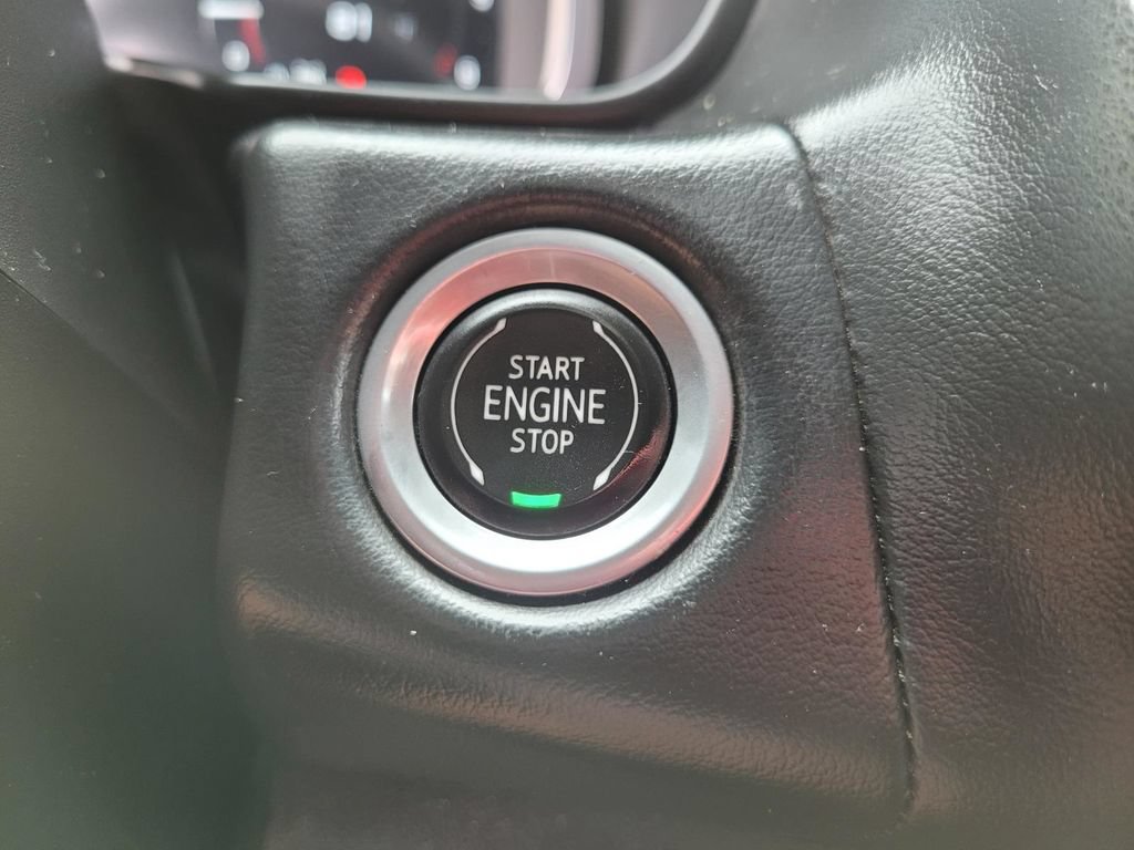Used 2022 GMC Yukon XL SLE AWD/4WD image 27