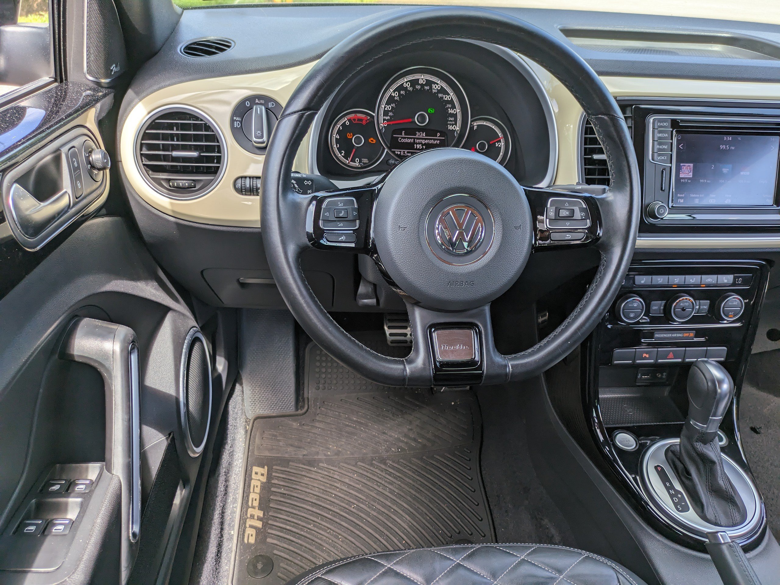 Used 2019 Volkswagen Beetle 2.0T S FWD image 16
