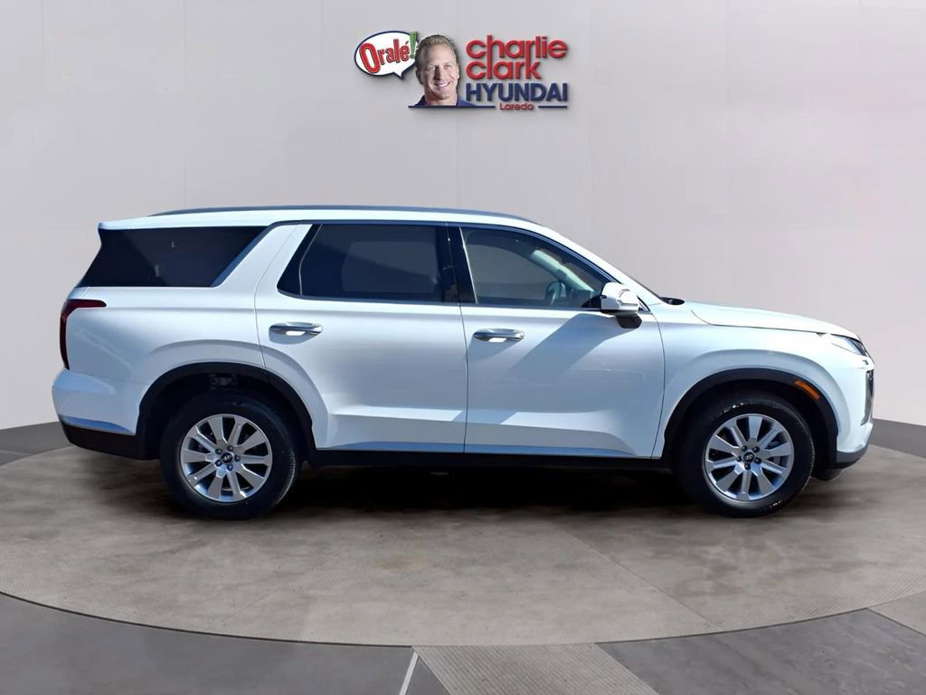 Used 2025 Hyundai Palisade SEL FWD image 6