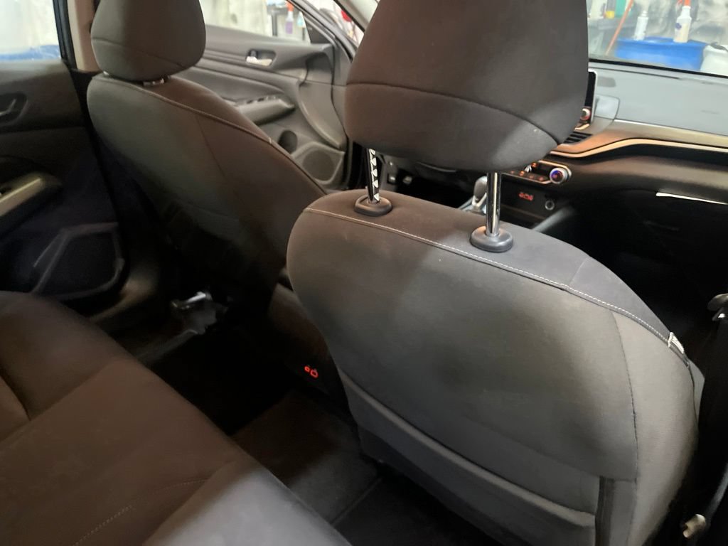 Used 2024 Nissan Altima 2.5 SV FWD image 23