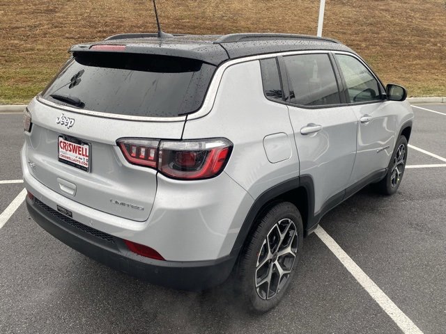 New 2026 Jeep Compass Limited image 8