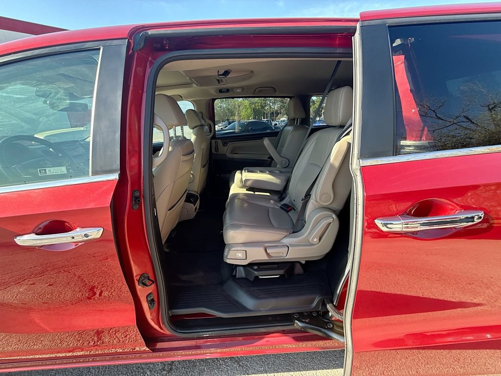 Used 2023 Honda Odyssey Touring image 25