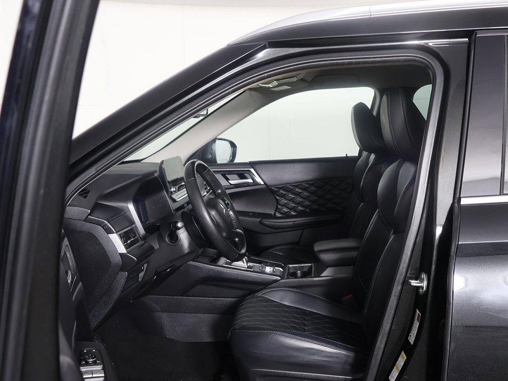 Used 2023 Mitsubishi Outlander SEL image 26