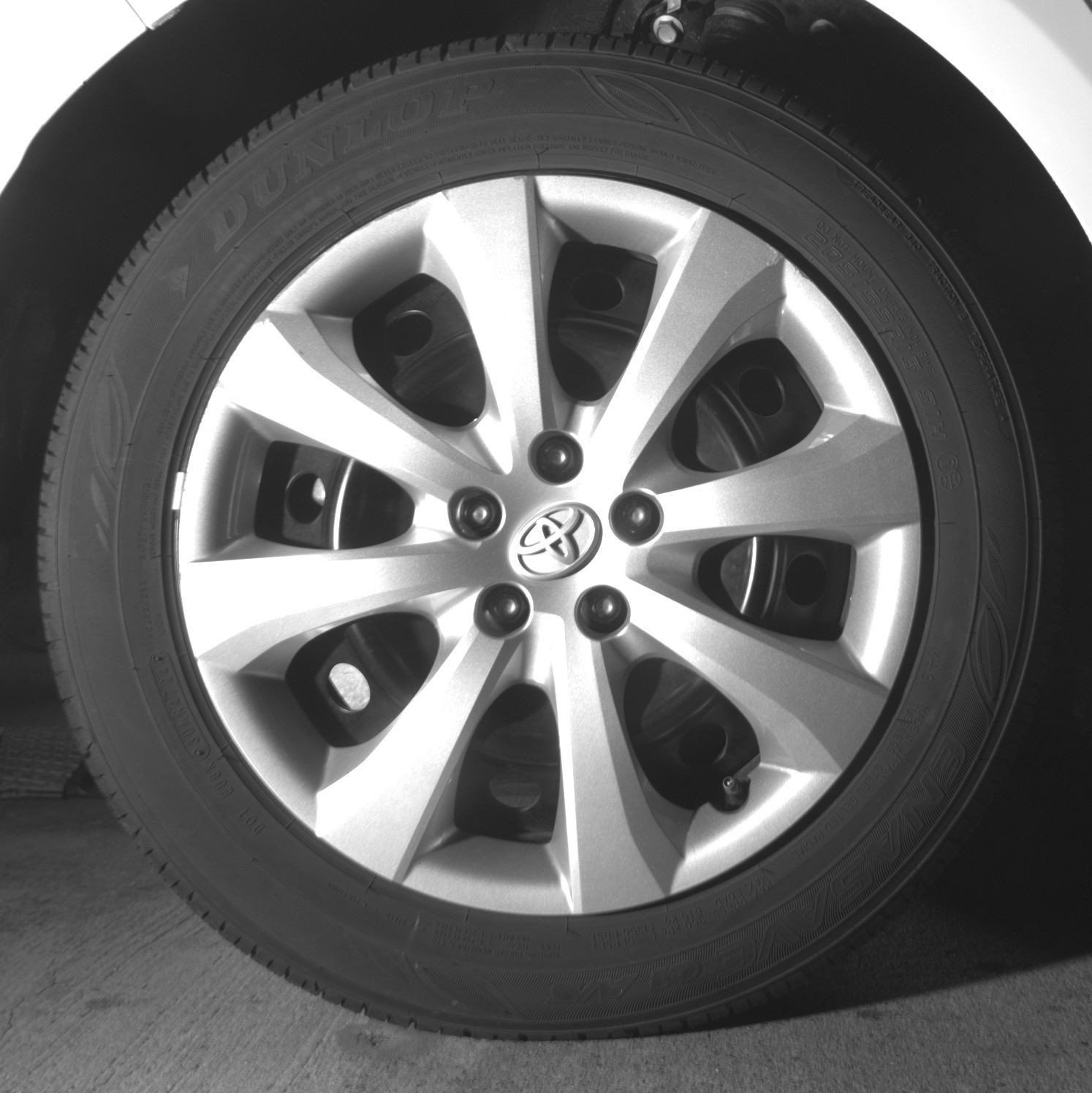 Used 2025 Toyota Corolla LE FWD image 18