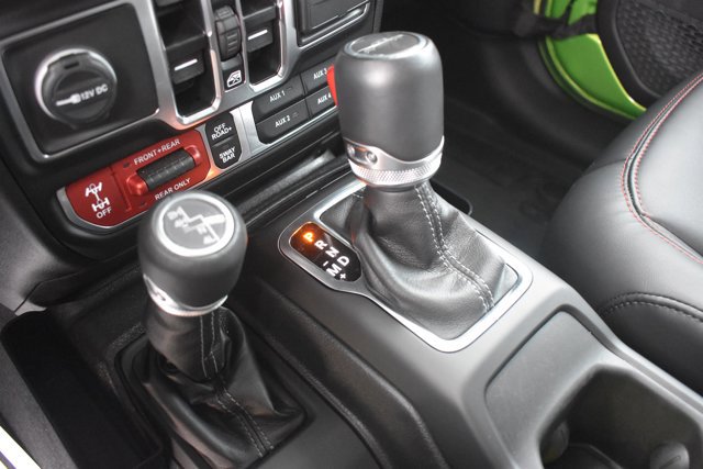 Used 2025 Jeep Gladiator Rubicon w/ Convenience Group image 27