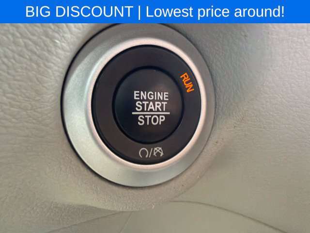 Used 2022 Chrysler Voyager LX FWD image 43