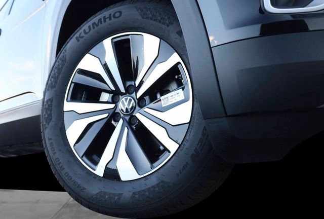 New 2026 Volkswagen Atlas SE image 3