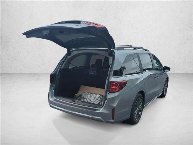 New 2027 Honda Odyssey Touring image 2