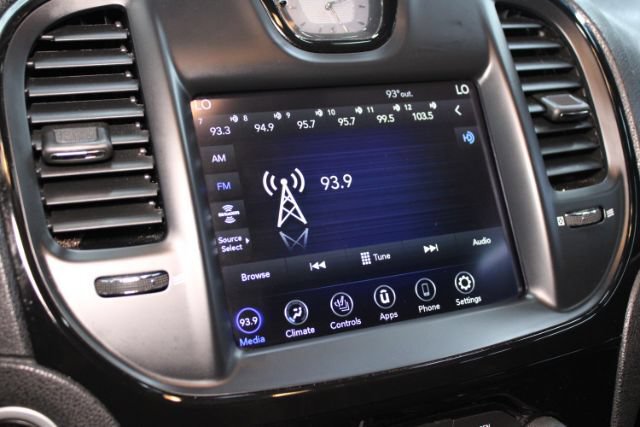 Used 2021 Chrysler 300 S RWD image 19