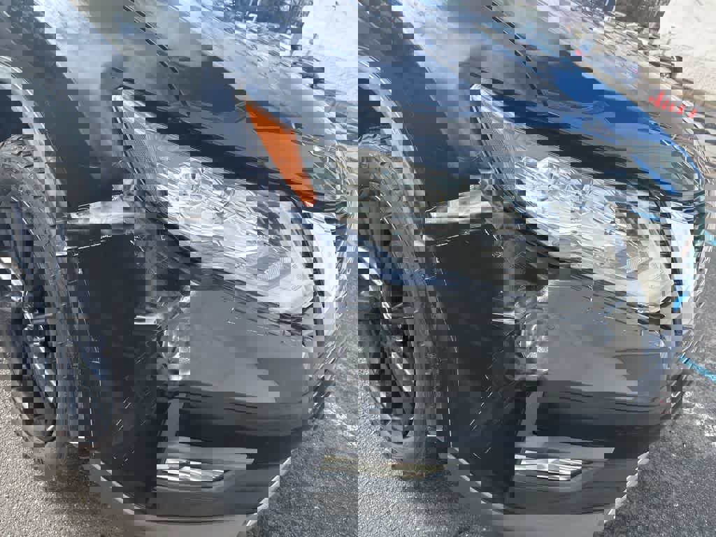 Used 2018 Nissan Rogue SL w/ Premium Package image 10