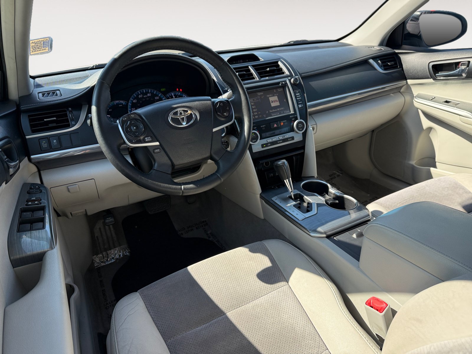 Used 2014 Toyota Camry XLE w/ Leather Package FWD image 15
