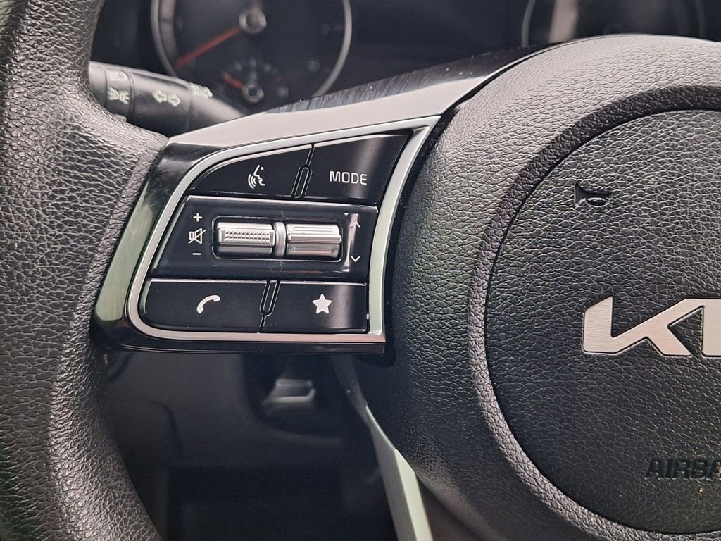 Used 2022 Kia Forte LXS image 15