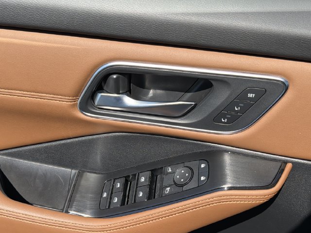Certified 2026 Nissan Rogue Platinum AWD/4WD image 27