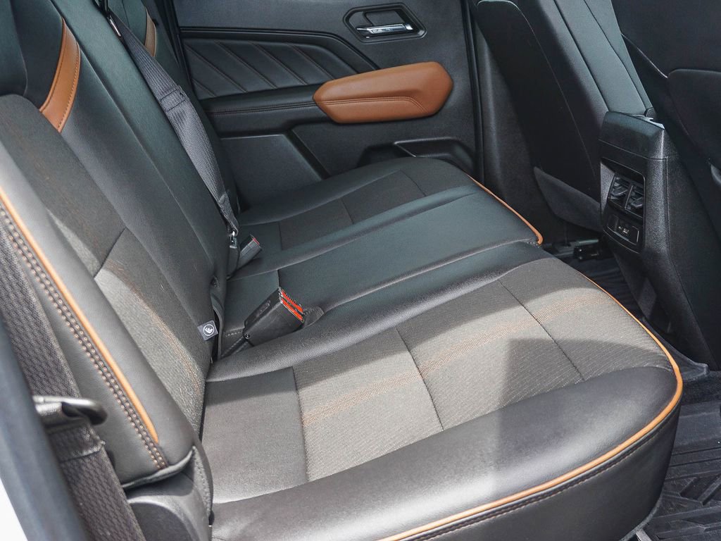 Used 2023 GMC Canyon AT4 AWD/4WD image 13