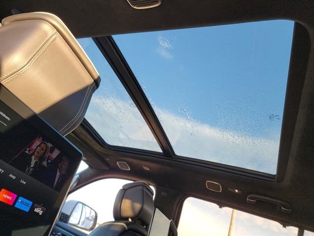 Used 2022 Jeep Grand Wagoneer Series II image 22