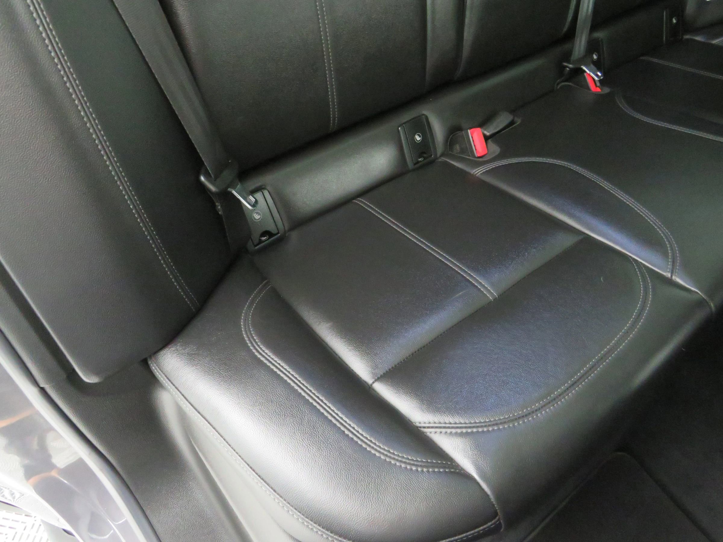 Used 2018 Alfa Romeo Stelvio Ti image 39