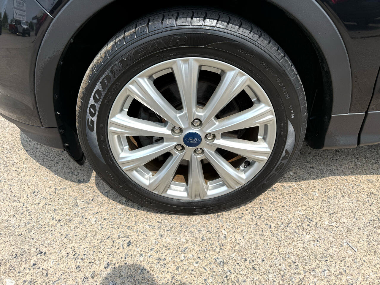 Used 2019 Ford Escape SEL image 16