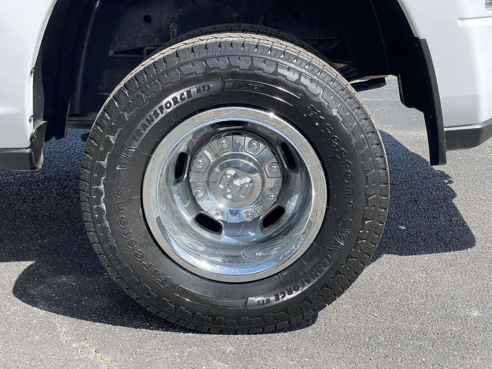 Certified 2024 RAM 3500 Big Horn AWD/4WD image 50