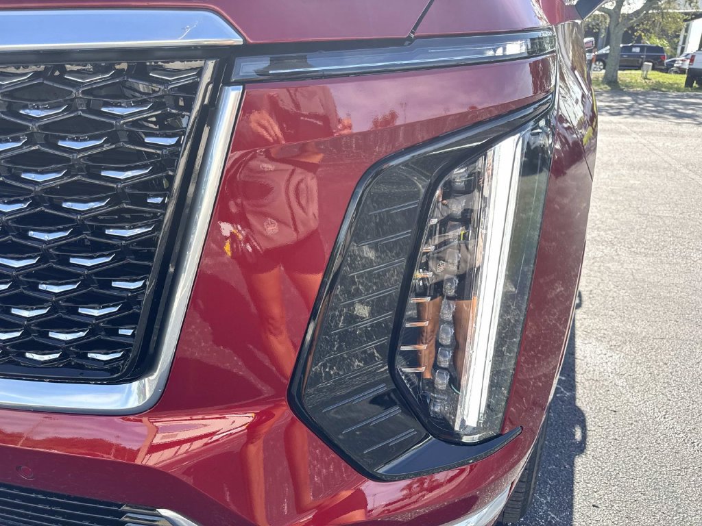 New 2026 Cadillac Escalade ESV 2WD w/ LPO, Floor Liner Package image 9