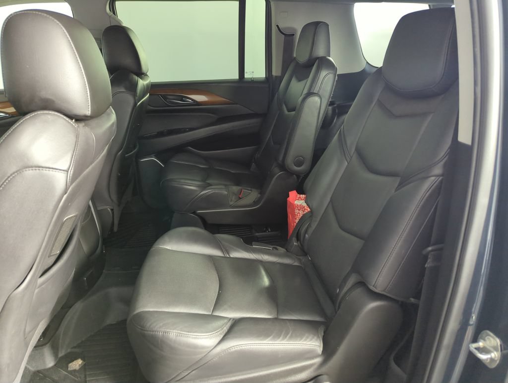 Used 2020 Cadillac Escalade ESV Premium Luxury RWD image 30