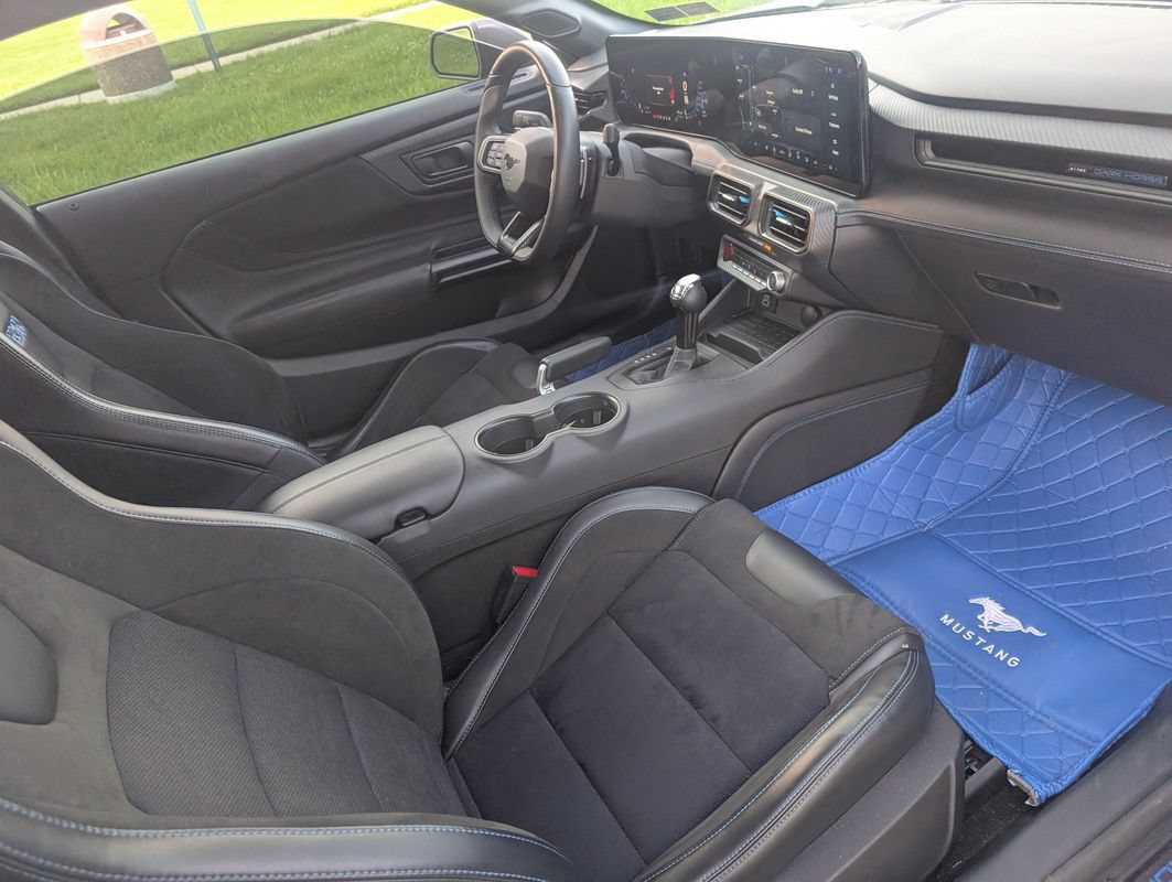 Used 2024 Ford Mustang Dark Horse RWD image 15