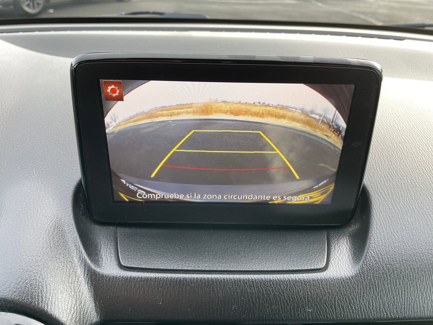 Used 2019 Toyota Yaris XLE image 23