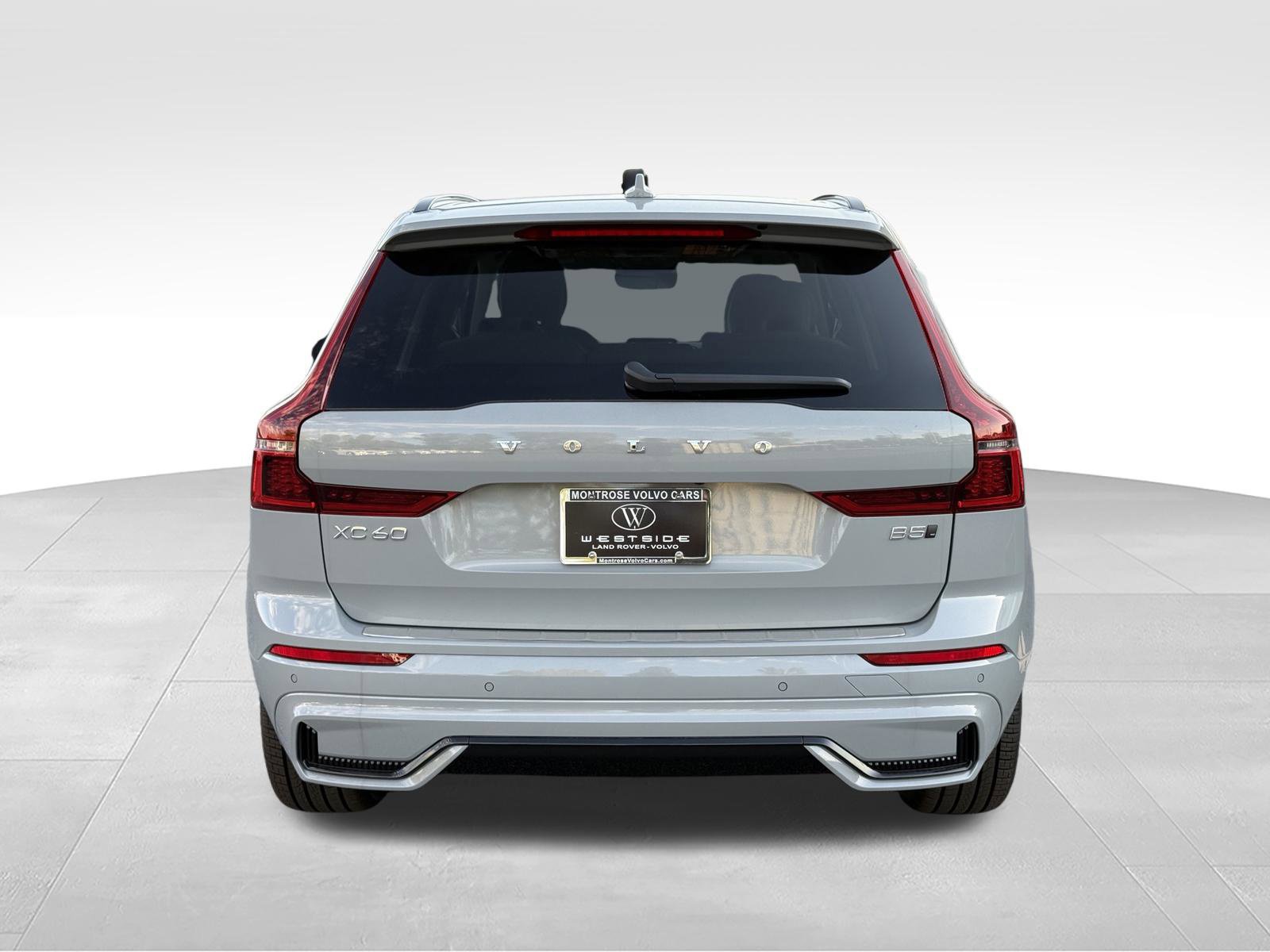 New 2027 Volvo XC60 B5 Ultra AWD/4WD image 4
