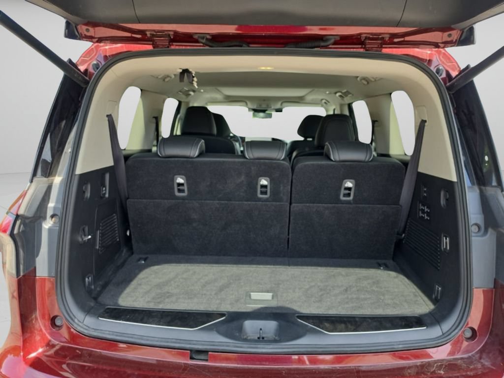 Used 2025 INFINITI QX80 Sensory AWD/4WD image 10