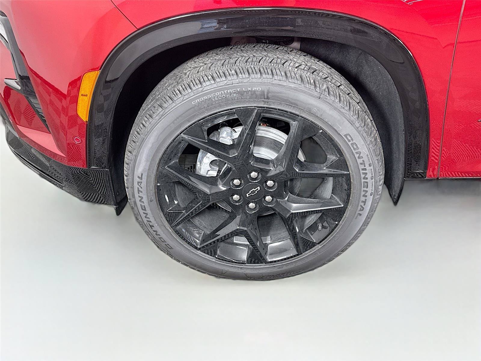 New 2026 Chevrolet Traverse RS w/ LPO, Floor Liner Package AWD/4WD image 27