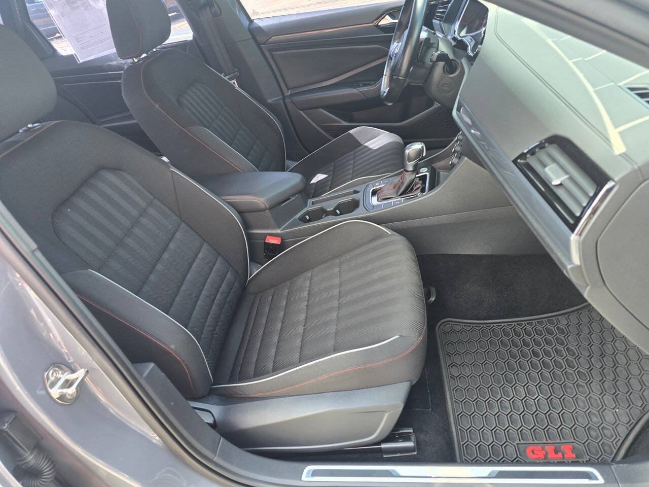 Used 2020 Volkswagen Jetta GLI FWD image 20