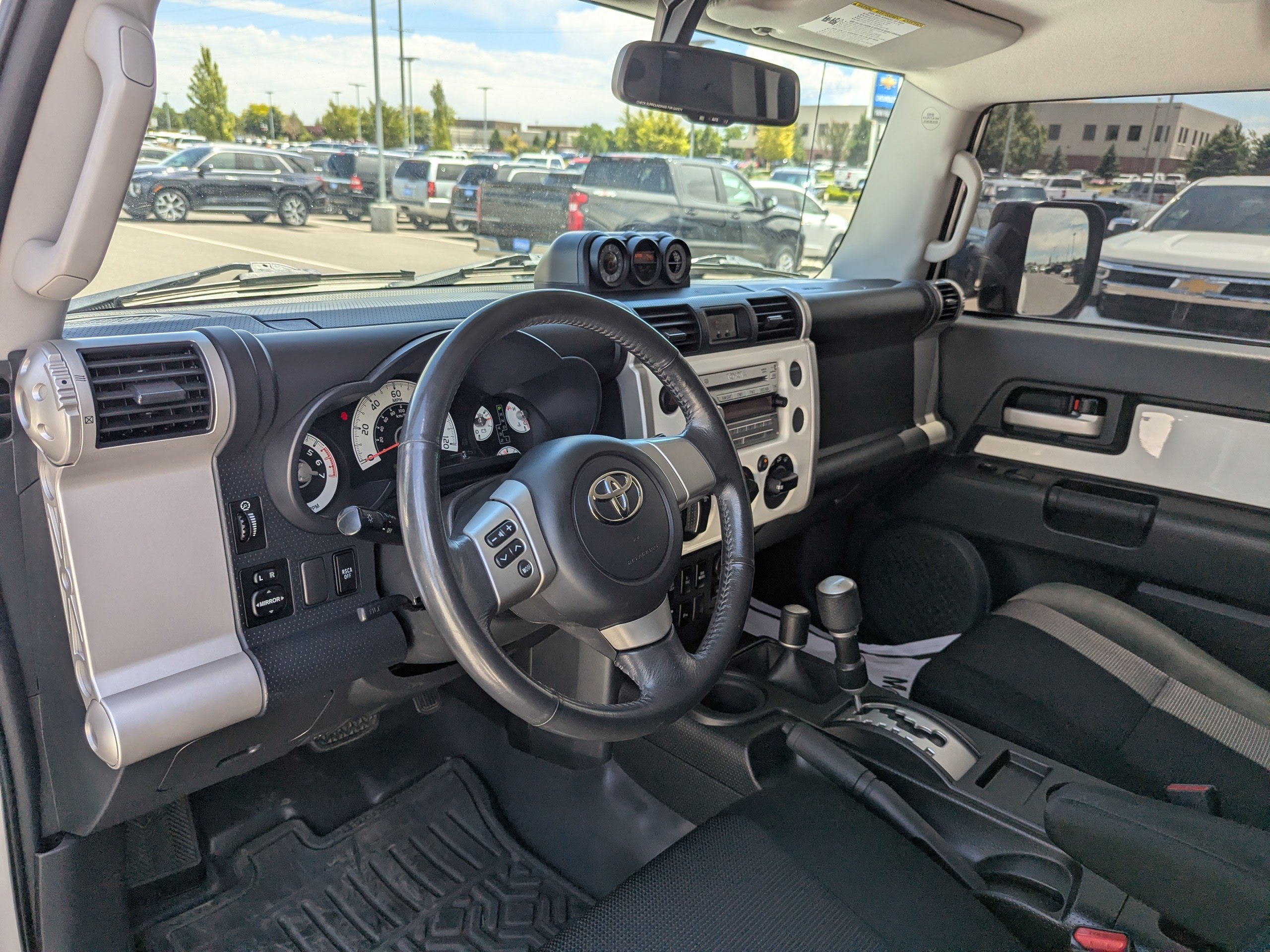 Used 2010 Toyota FJ Cruiser 4WD image 13