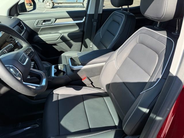 Used 2026 GMC Terrain Denali image 13