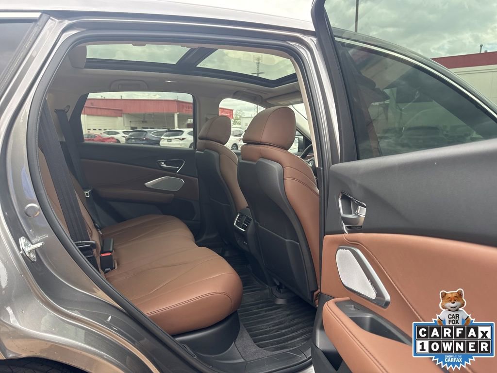 Certified 2025 Acura RDX w/ Technology Package image 27