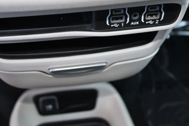 Used 2024 Chrysler Voyager LX FWD image 32