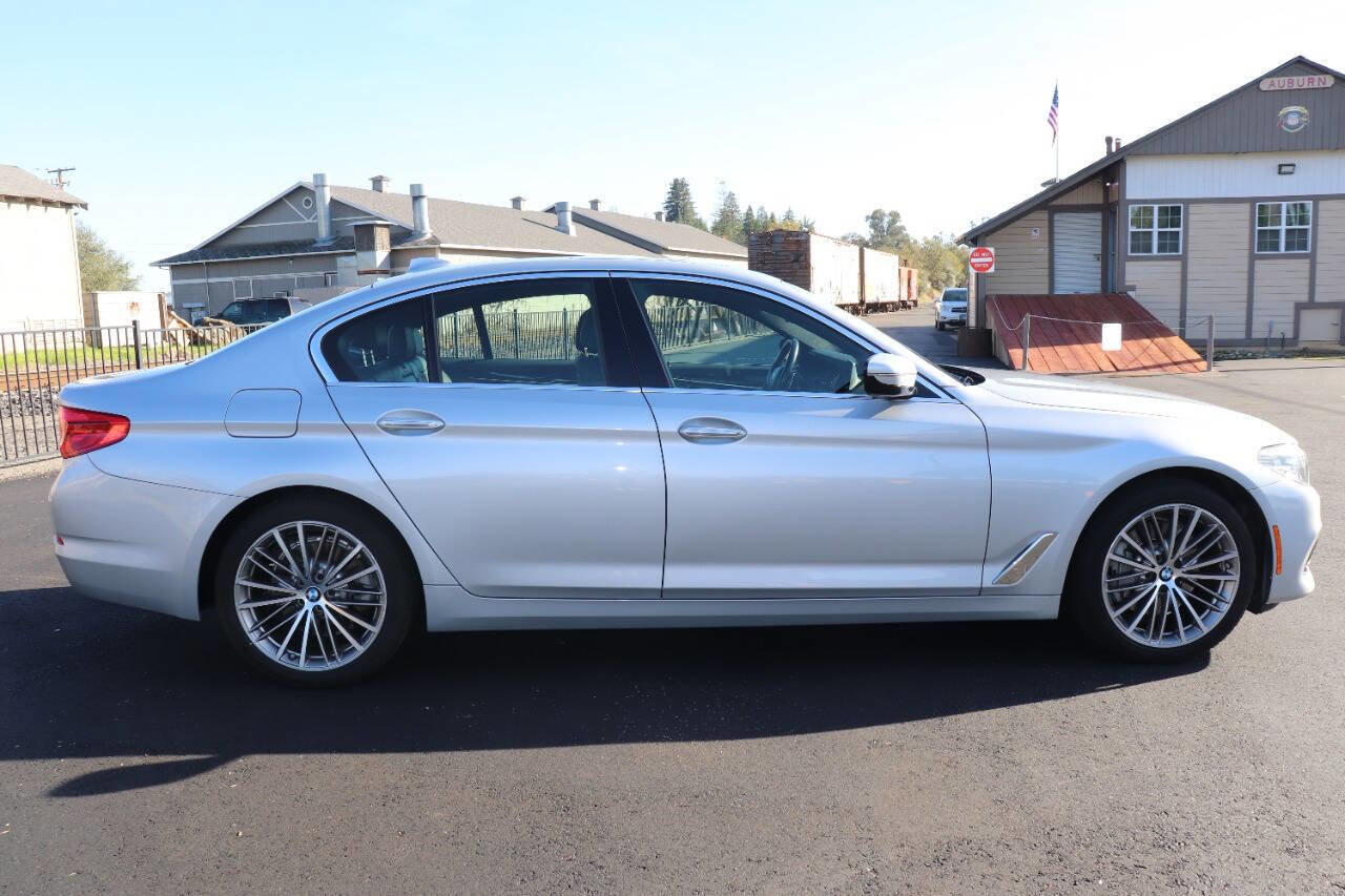 Used 2017 BMW 530i RWD image 8
