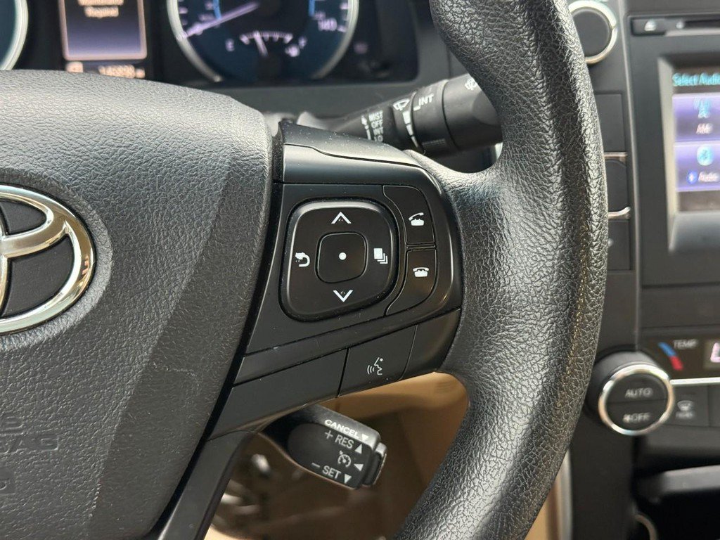Used 2017 Toyota Camry LE FWD image 23