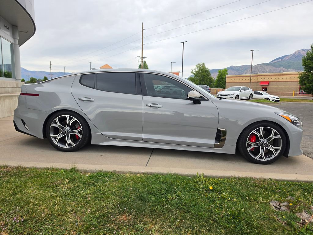 Used 2019 Kia Stinger GT1 AWD/4WD image 4