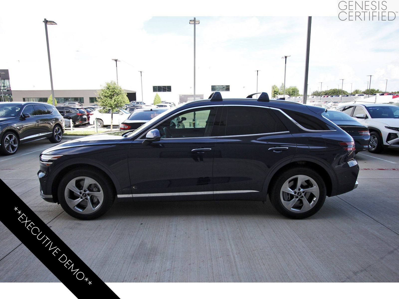 Used 2026 Genesis GV70 2.5T Advanced AWD/4WD image 5